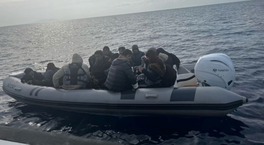 Bodrum'da 18 düzensiz göçmen kurtarıldı