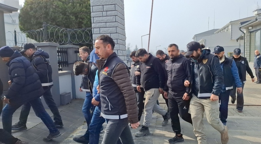 Uyuşturucu kullananlara operasyon: 20 gözaltı