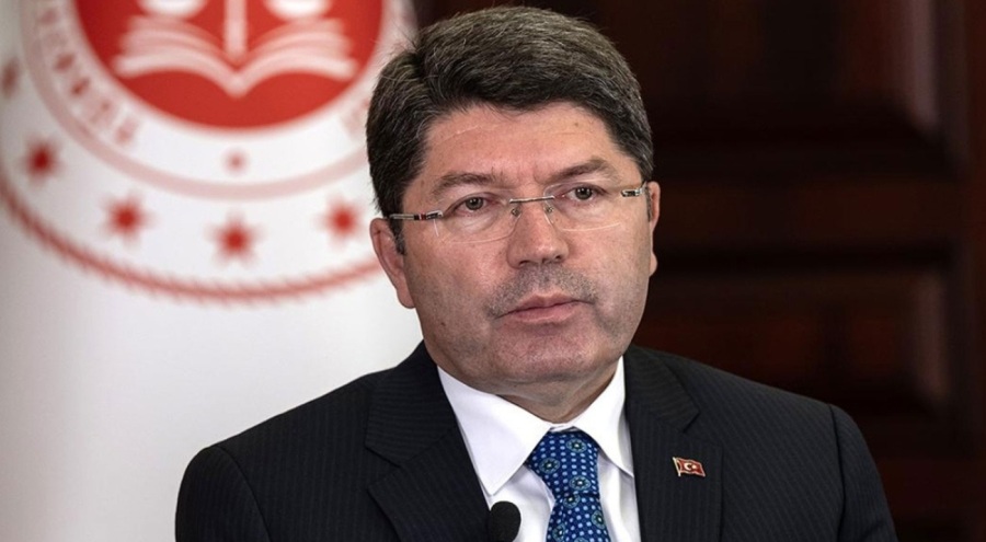 Adalet Bakanı Yılmaz Tunç: Noter yardımcılığı müessesesine geçeceğiz