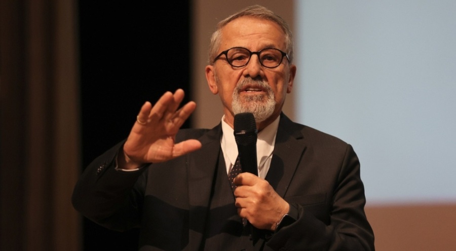 Naci Görür zemini çürük kenti açıkladı: 7'nin üzerinde bir deprem üretir