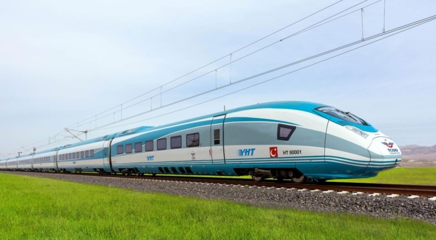Uçak biletlerinin ardından tren seyahatlerinde de ailelere indirim!