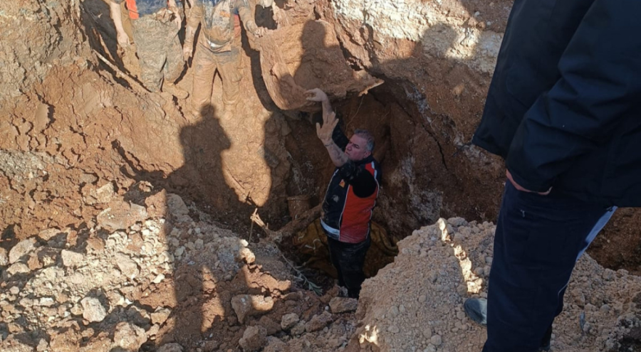 Altyapı çalışmasında feci olay: Toprak altında kalan tesisatçı öldü