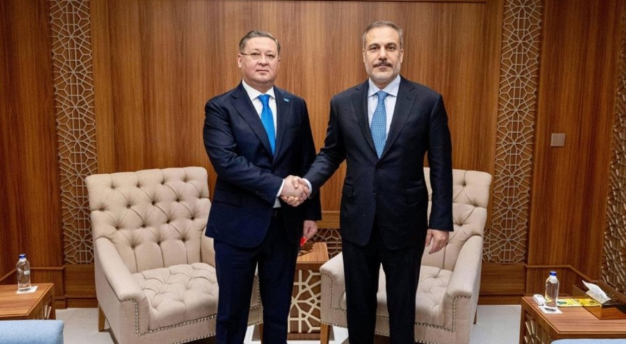Bakan Fidan, Kazakistan Dışişleri Bakanı Nurtleu ile görüştü