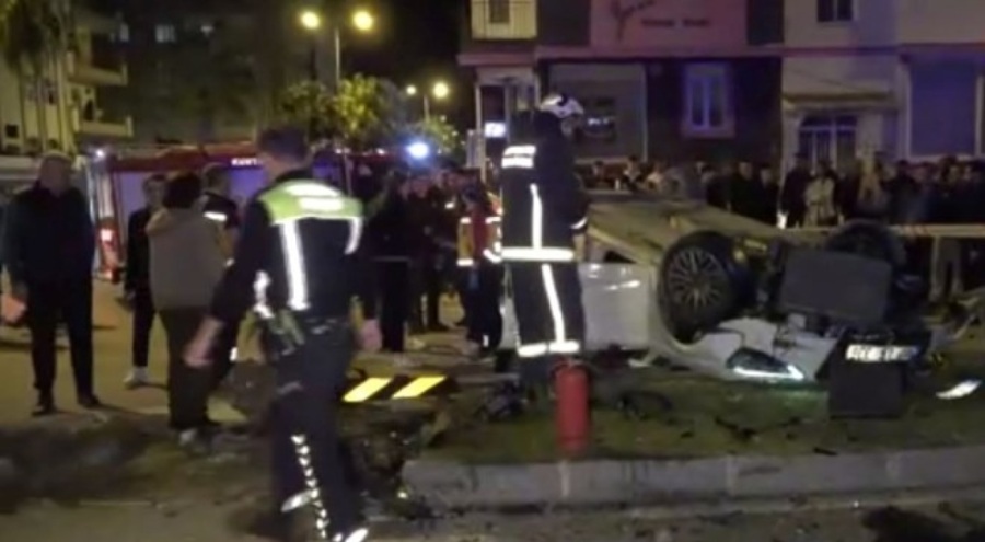 Ehliyetsiz sürücü kaza yapıp kaçtı! 4 kişi yaralandı