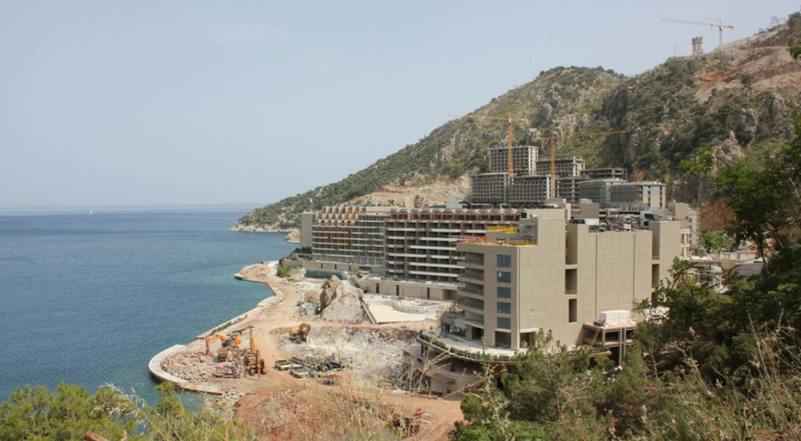 Muğla ve Marmaris belediyelerine 'kaçak oteli yıkın' talimatı