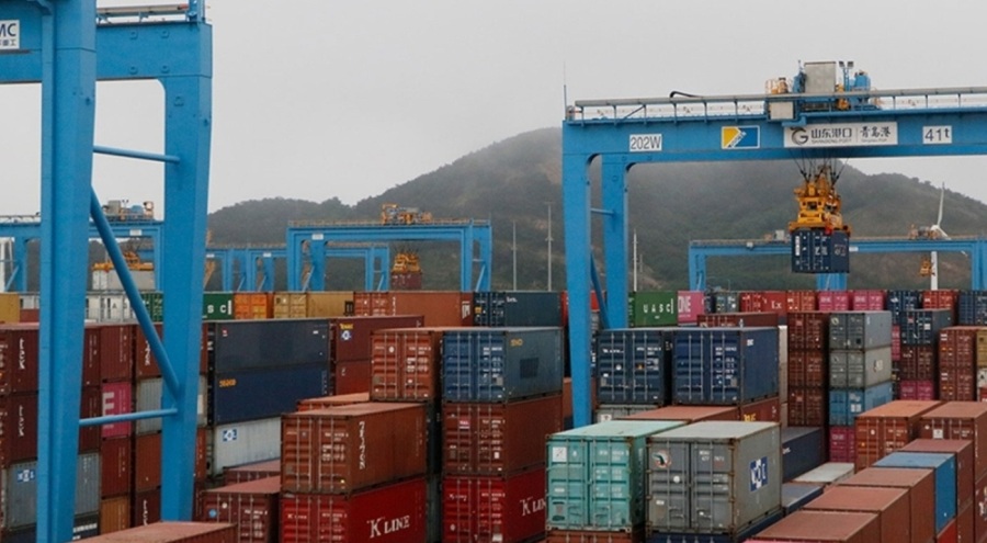 Çin ihracatı Trump'ın gümrük tarifeleriyle yavaşladı