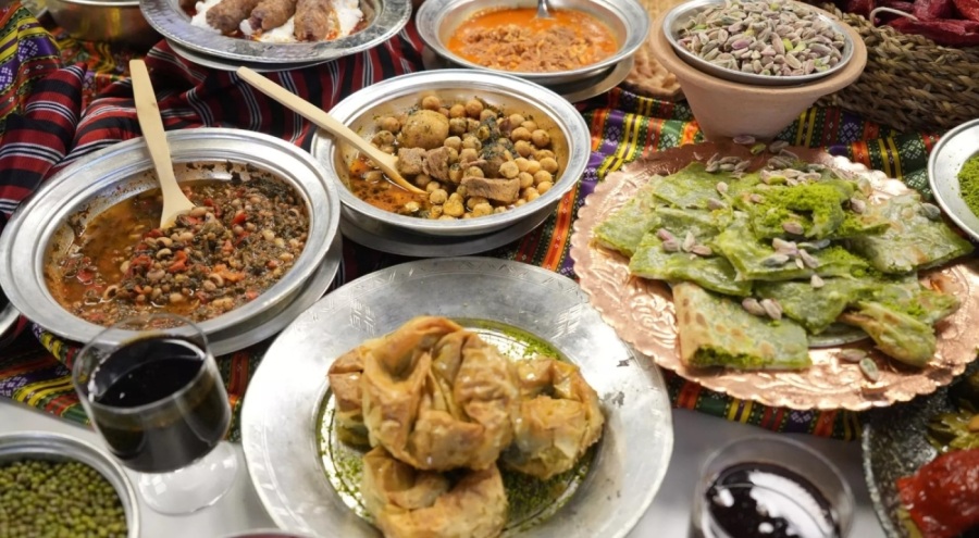 Ünlü şef 'Asla yemeyin' diyerek tek tek açıkladı