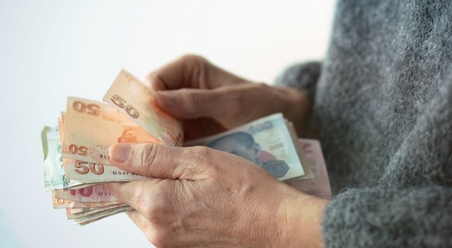 Emekli bayram ikramiyesi belli oldu!