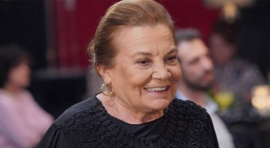 Kızılcık Şerbeti'nin 'Sönmez'i Aliye Uzunatağan'dan itiraf: 'Sokakta yürüyemez oldum'