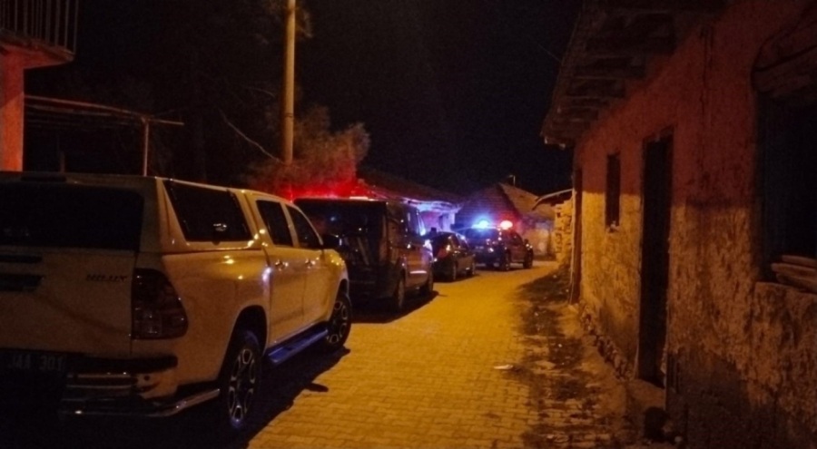 Evlat vahşeti! Babasının başını taşla ezip cinayeti itiraf etti