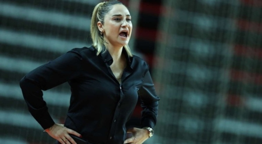 Panathinaikos Kadın Basketbol Takımı başantrenörü Selen Erdem oldu