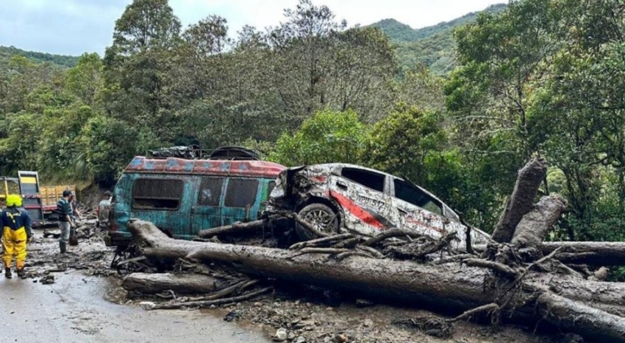 Kolombiya'da heyelan: 4 kişi hayatını kaybetti