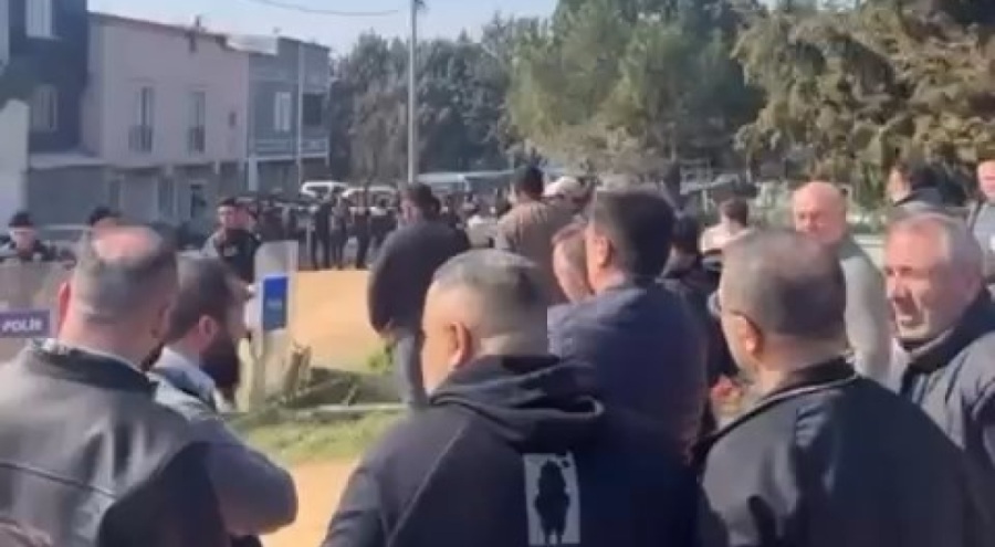 Bursa'daki kaçak yapıların yıkımında ortalık karıştı