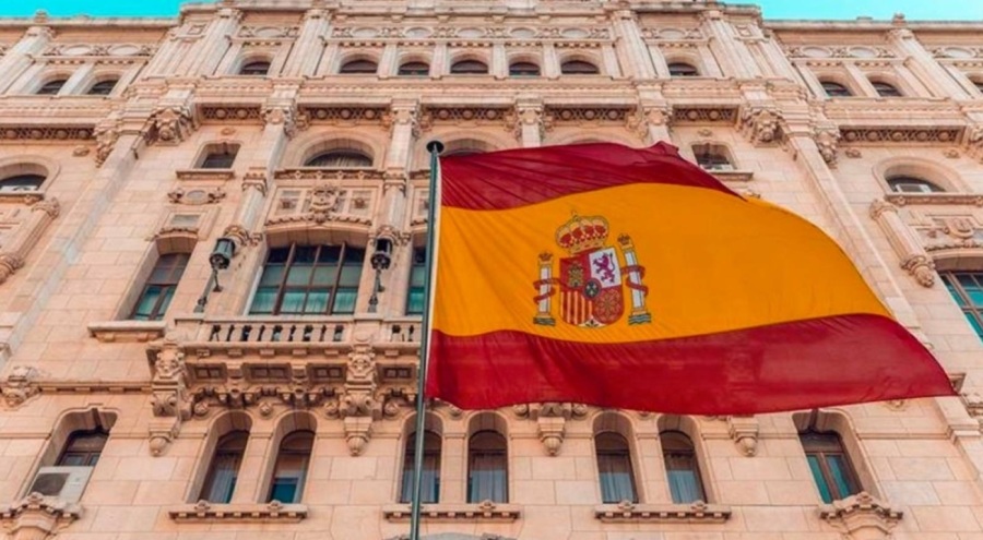 O ülke 18 yaş altına alkol satışı ve reklamını sınırlama kararı aldı