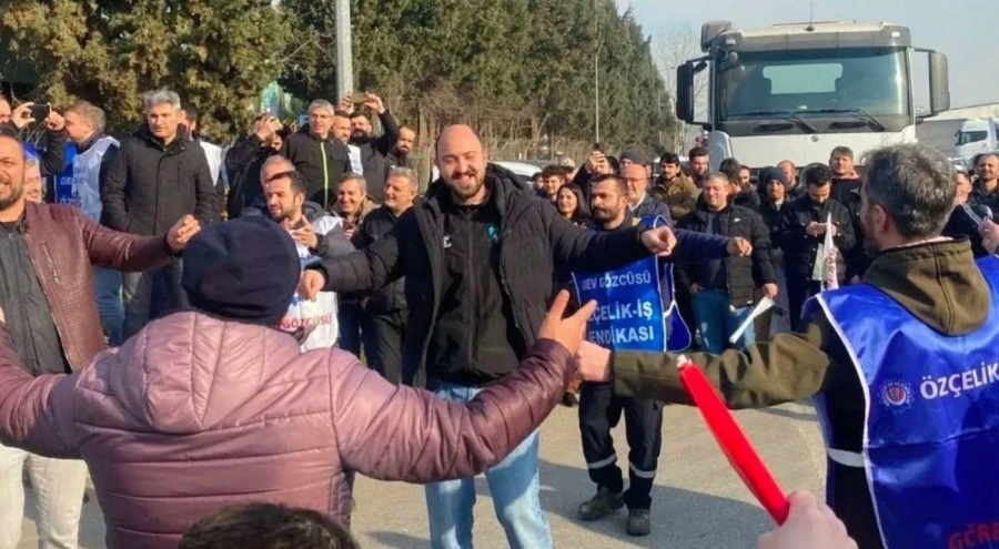 Sosyal medya fenomeni olan Oğuzhan Alpdoğan'dan greve destek