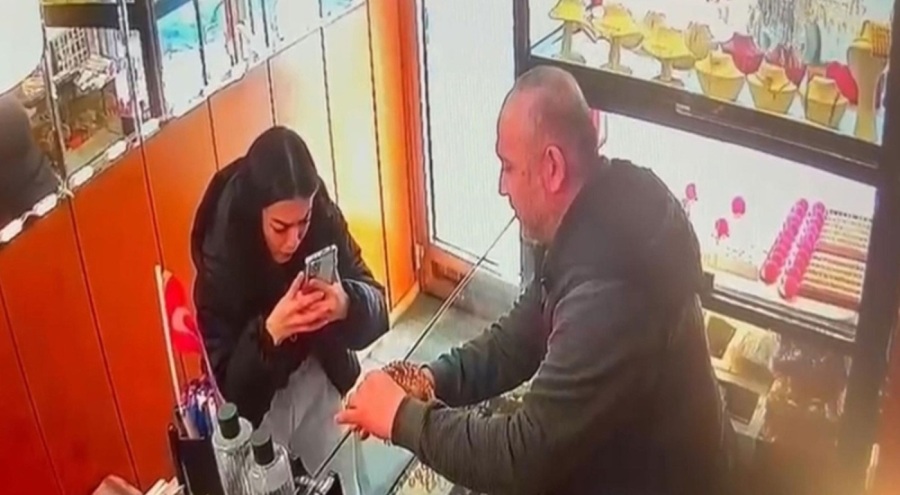 Kuyumcudan altın taç çaldı! "Sevgilim bana alamayınca çaldım"