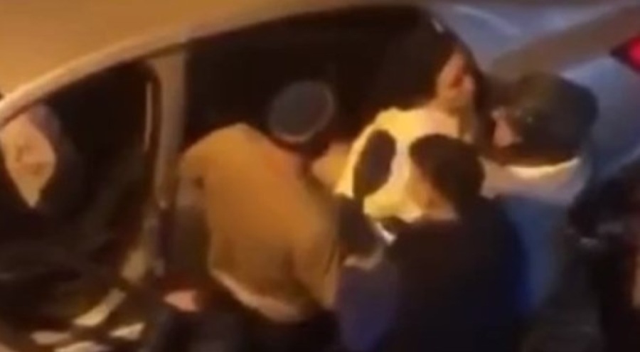 Trafikte tartışma kavgaya dönüştü: "Eşim hasta, ne olur yapmayın"