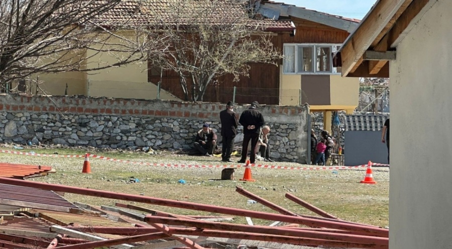 Eve giren gaspçılar tarafından öldürülüp yakıldı