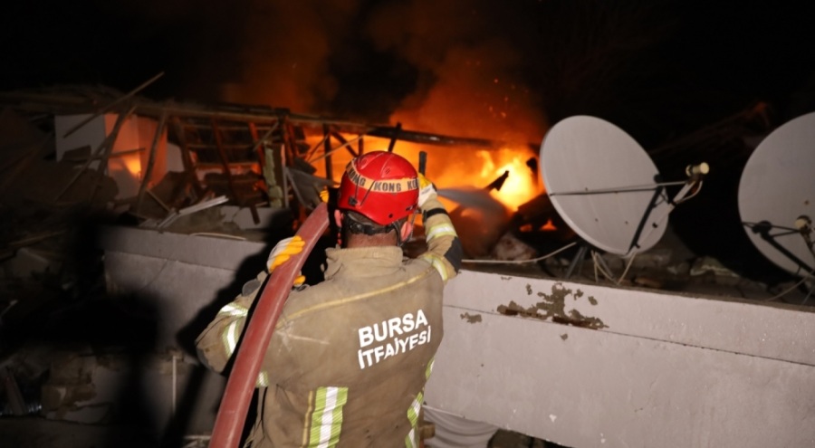 Bursa İtfaiyesi'nden 1188 olaya müdahale