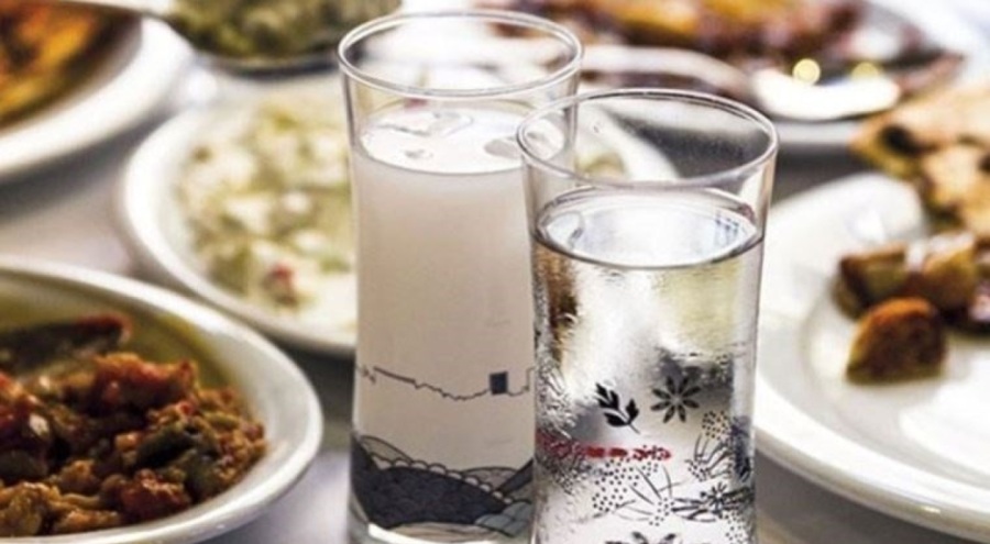 Bir rakı grubuna daha zam