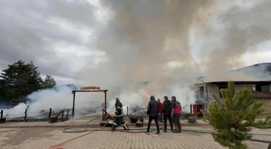 Restoran'da yangın paniği