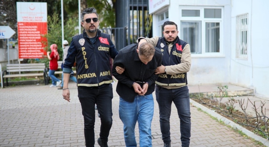 Babasını öldürmeyle suçlanan zanlı: Sadece kavga ettik, öldürmedim