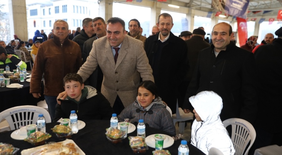 Büyükşehir, Orhaneli'yi iftar sofrasında bir araya getirdi