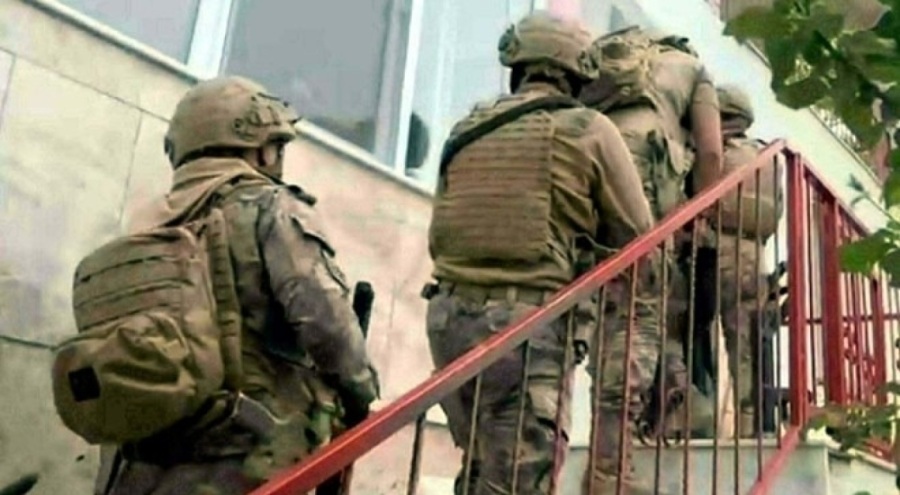 İzmir'de FETÖ/PDY'ye operasyon: 9 gözaltı