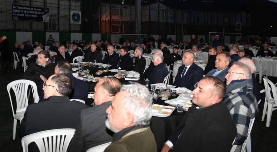 Osmangazi Belediye Başkanı Aydın amatör spor kulüpleri yöneticileri ile iftarda bir araya geldi