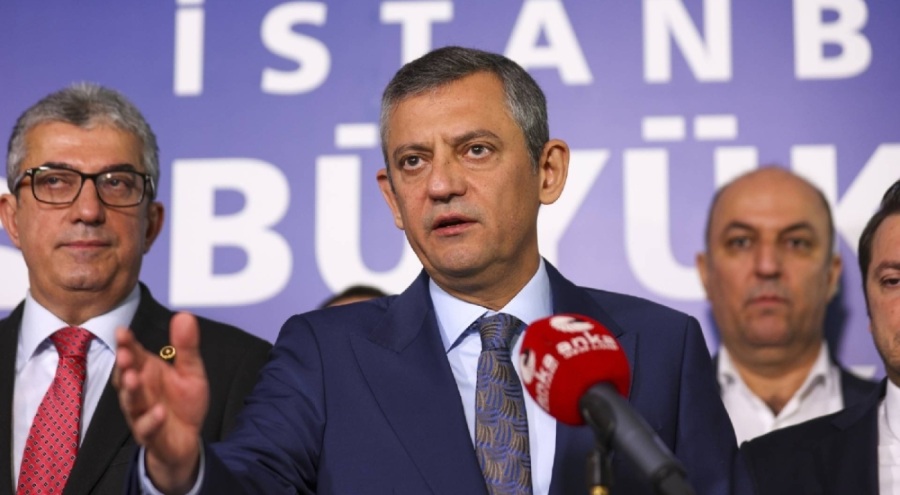 Özgür Özel, 'merkez medya'ya meydan okudu: 'Ya tarafsız olacaksınız, ya bundan sonra karşı tarafınızdayız'