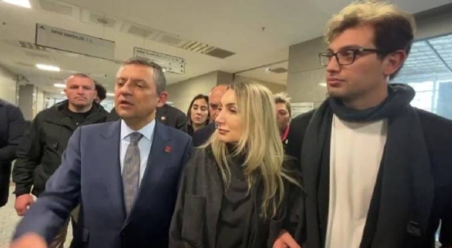 Özgür Özel ve Dilek İmamoğlu, tutuklanma talebiyle mahkemede ifade veren İmamoğlu ile görüştü
