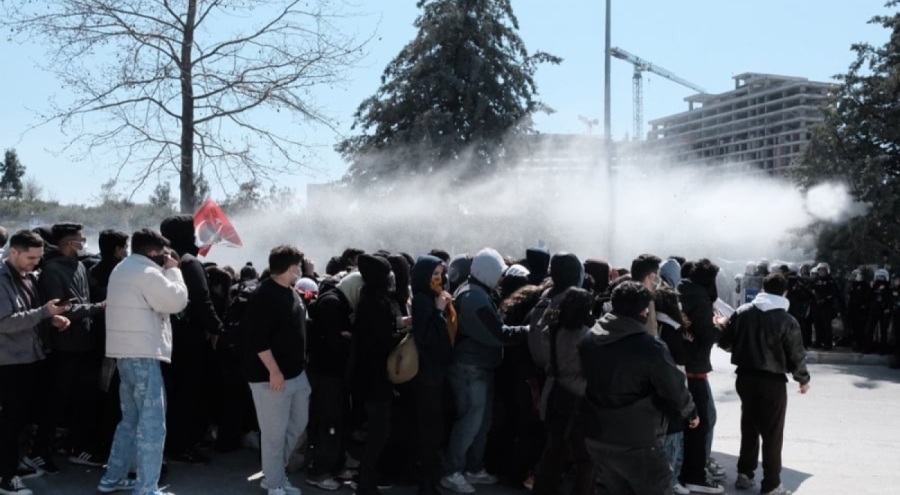 Üniversitelerde öğrenciler boykot kararı aldı!