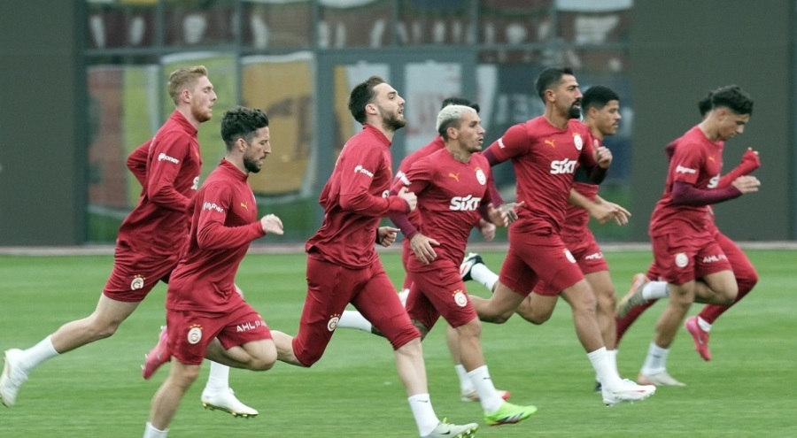 Galatasaray, derbi hazırlıklarını sürdürdü