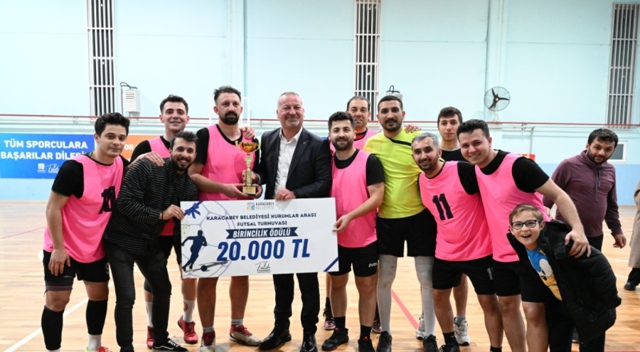 Karacabey Belediyesi'nin düzenlediği Futsal Turnuvası sonlandı
