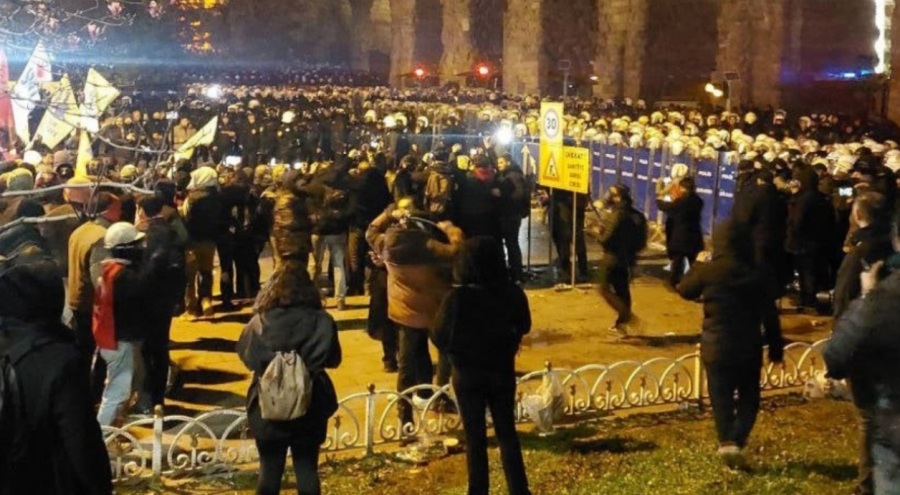 İzmir Barosu'ndan gözaltılara tepki