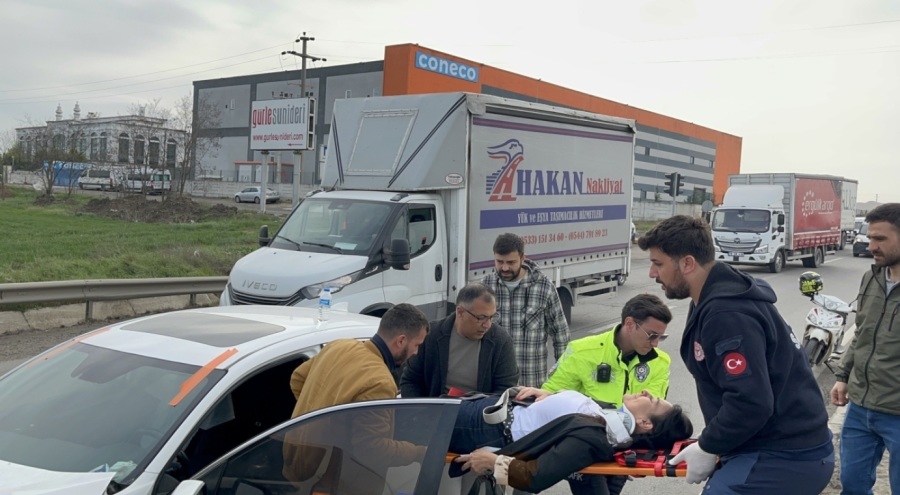 4 araç birbirine girdi!