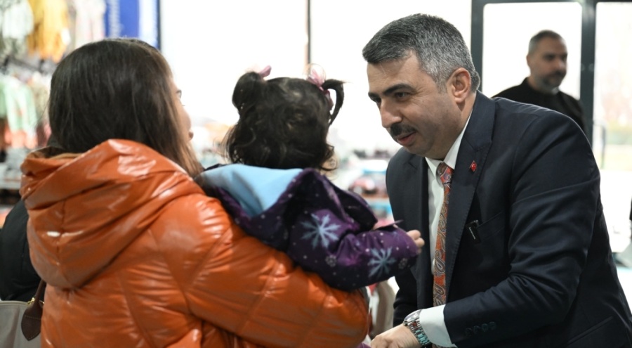 Yıldırım Belediyesi'nden Ramazan Bayramı öncesi 10 bin vatandaşa bayramlık hediyesi