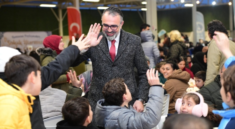 Kestel'de binlerce kişi Ramazan ayında her gece aynı sofrada buluştu