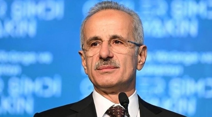 Bakan Uraloğlu'ndan 'sosyal medya' açıklaması