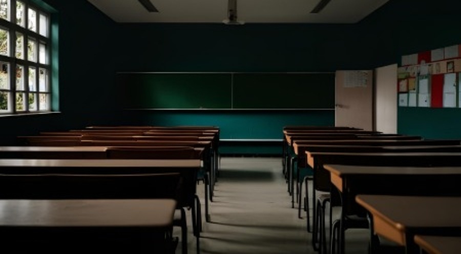 Toplumsal cinsiyet dersi veren öğretmen açığa alındı