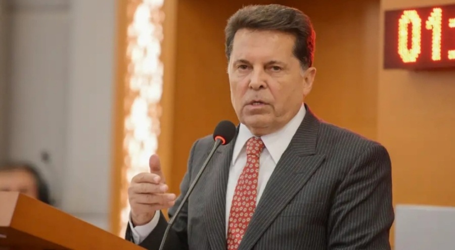 Silivri'de tutuklu bulunan Ahmet Özer'den "bayram" mesajı!