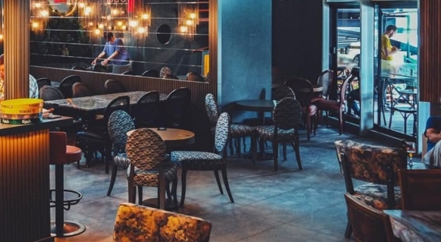 Bursa'da boykota destek veren mekanlar