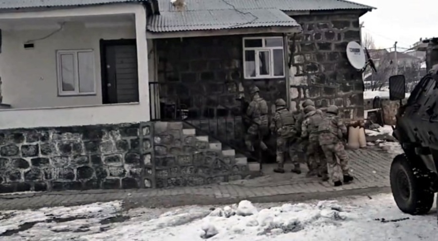 FETÖ'ye 27 ilde operasyon: 48 zanlıya tutuklama