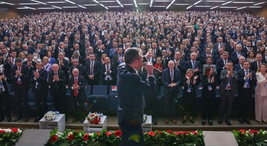 Cumhuriyet Halk Partisi'nde olağanüstü kurultay: PM ve YDK üyeliği için yarışacak kişi sayısı belli oldu
