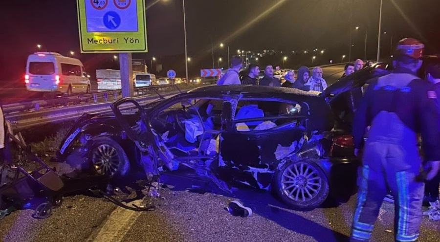 Bursa'da otobanda feci kaza! Ölü ve yaralılar var