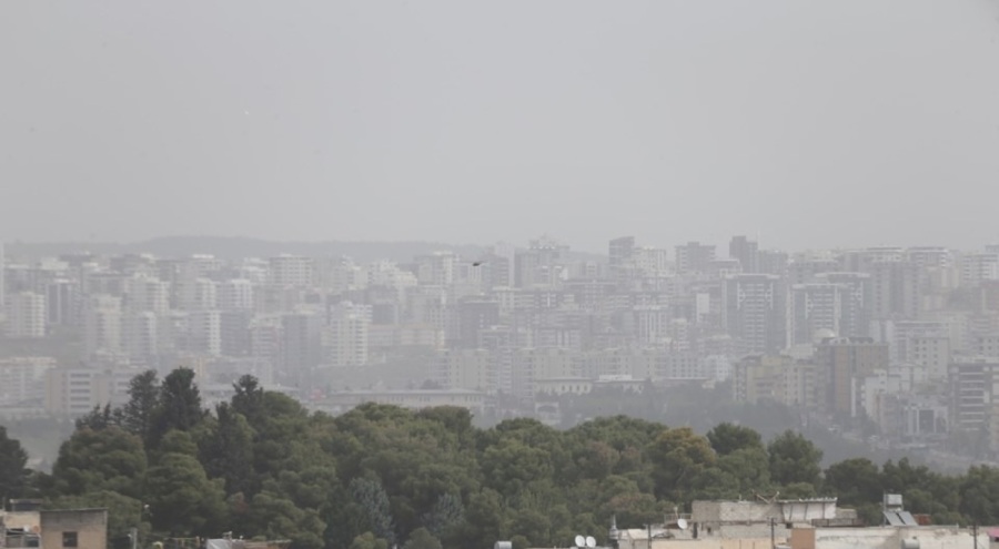 Şanlıurfa'yı toz bulutu kapladı