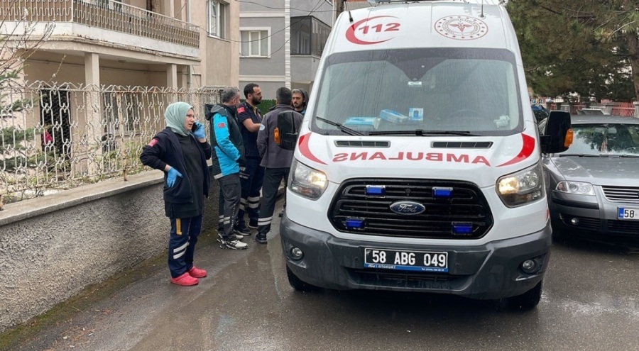 Öğrenciler okulda yedikleri yemekten zehirlendiler