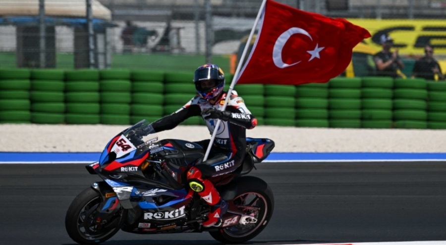 Toprak Razgatlıoğlu'na yıllık net 2 milyon euro'luk teklif yolda