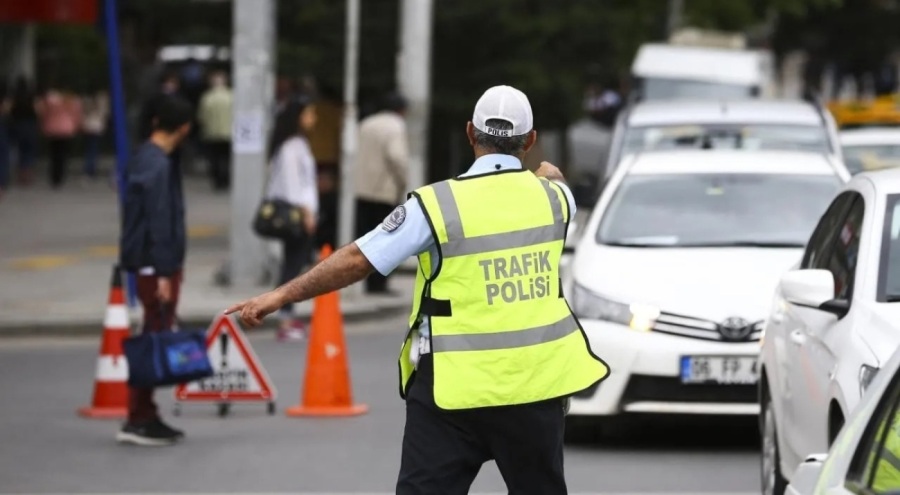 Trafik cezalarına yüzde 200 zam yolda!