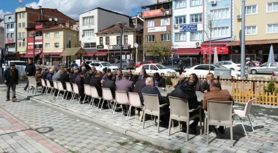 AK Parti Bursa Milletvekilleri Yavuz ve Mesten çiftçilerle bir araya geldi